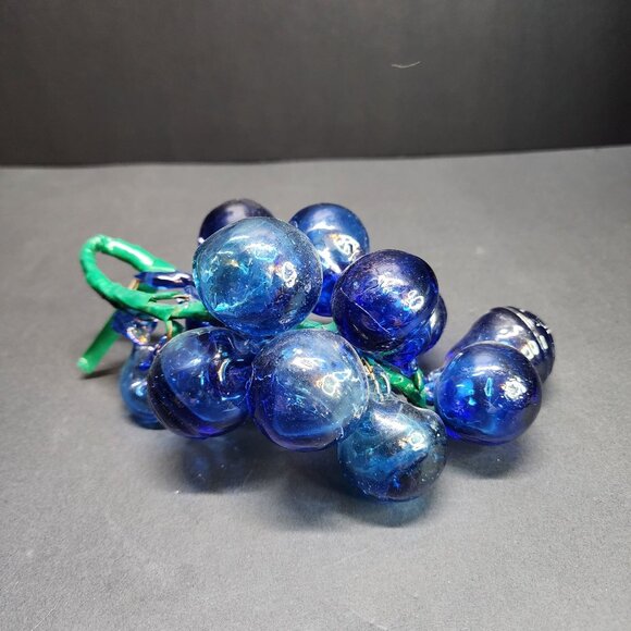 Vintage Handblown Art Glass Grapes Cluster Cobalt Blue with Leaf - Picture 1 of 7